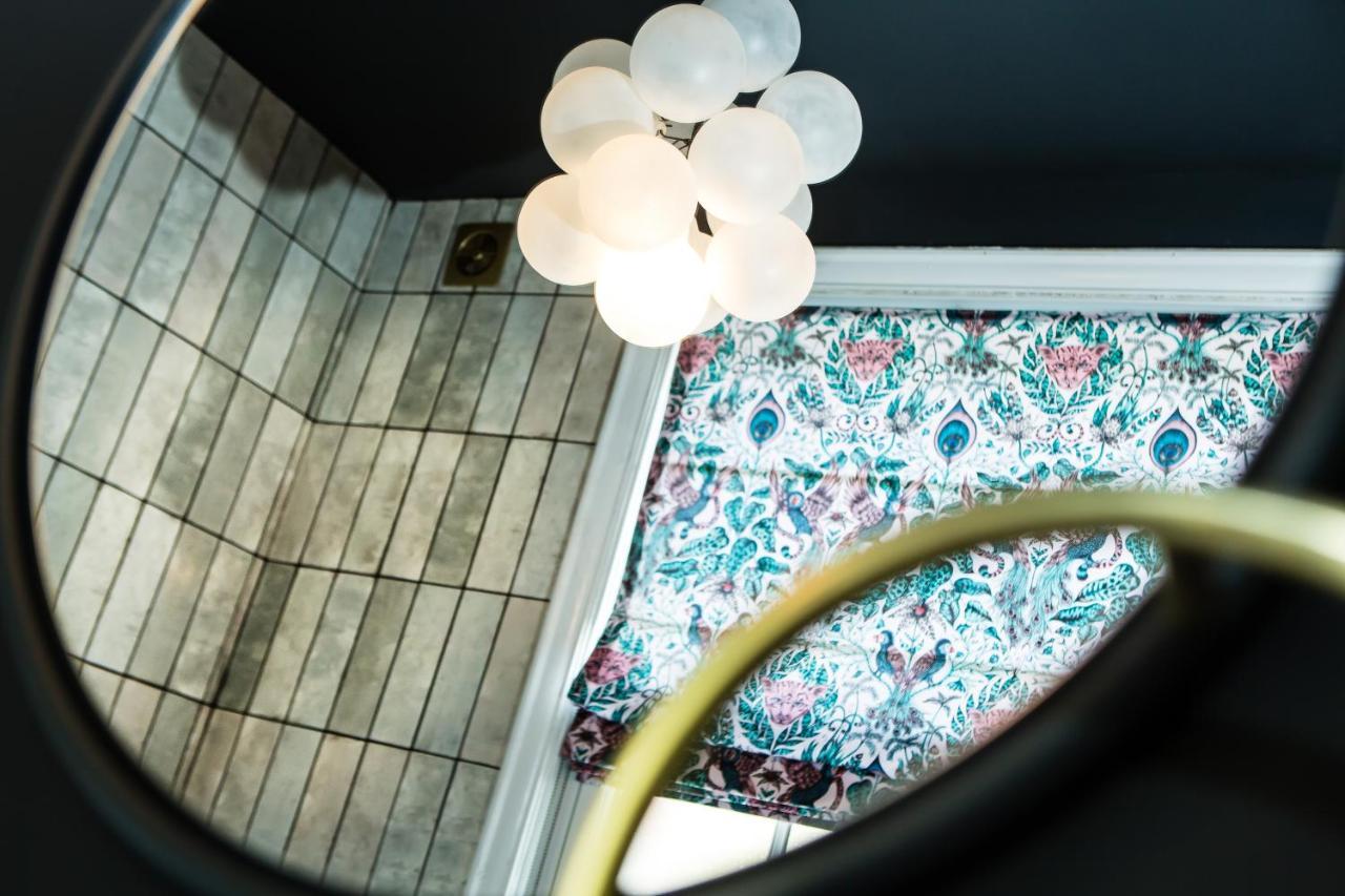 Rounton Villa By Maison Parfaite - Hot Tub - Sea Views - Parking 로빈후즈베이 외부 사진