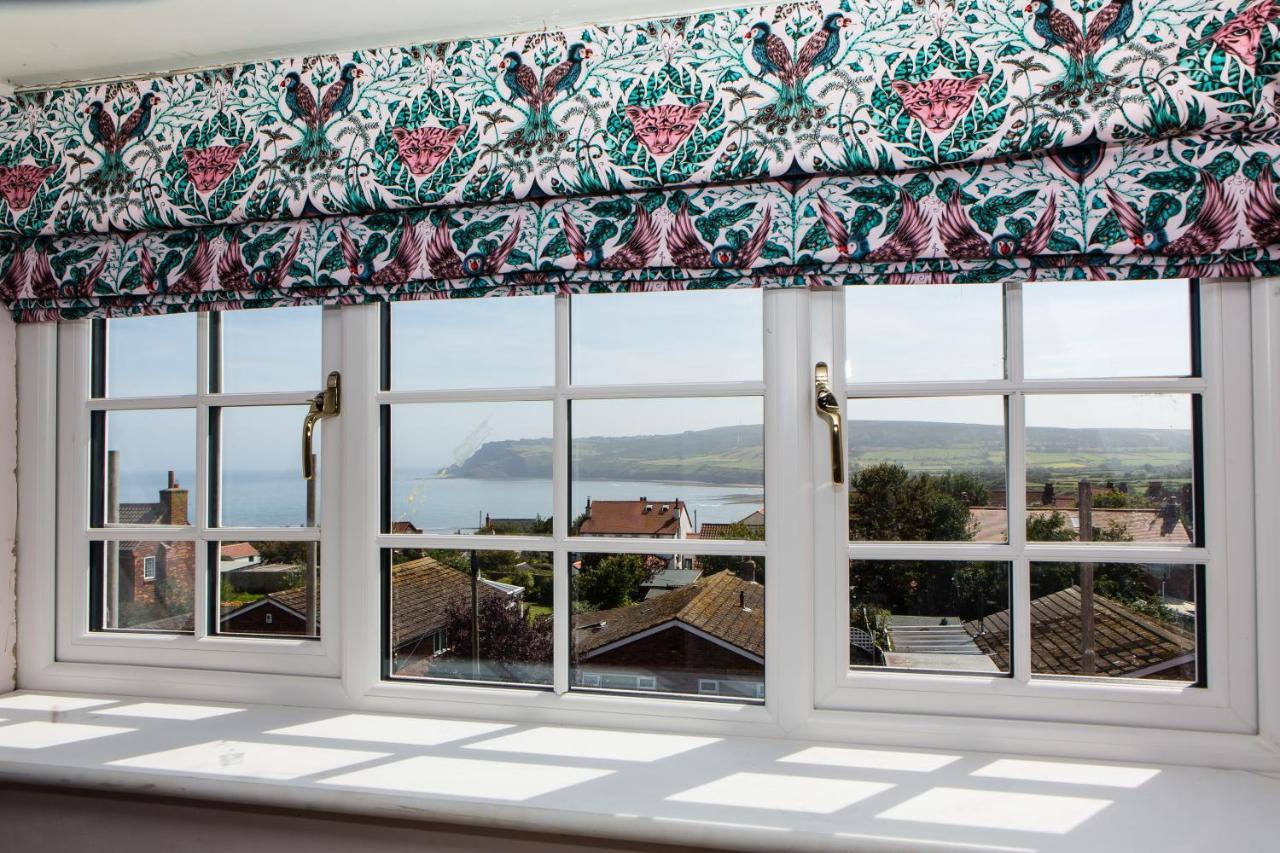 Rounton Villa By Maison Parfaite - Hot Tub - Sea Views - Parking 로빈후즈베이 외부 사진